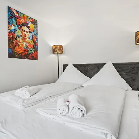 شقة Frida Kahlo Am Bodensee كريسبرون ام بوندنس