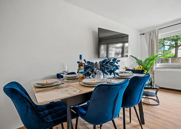 Frida Kahlo Am Bodensee * كريسبرون ام بوندنس